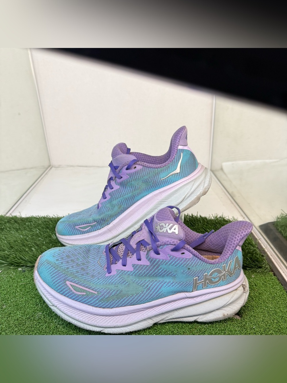 Hoka One One Clifton 9 Running Sneakers Shoes Chalk Violet Pastel Lilac Sz 9
